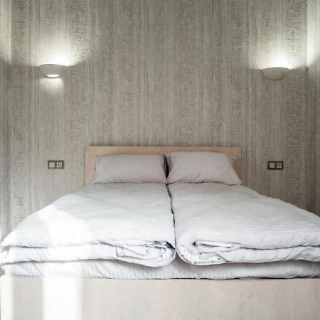 Bonvenon Capsule Hostel Ереван Экстерьер фото