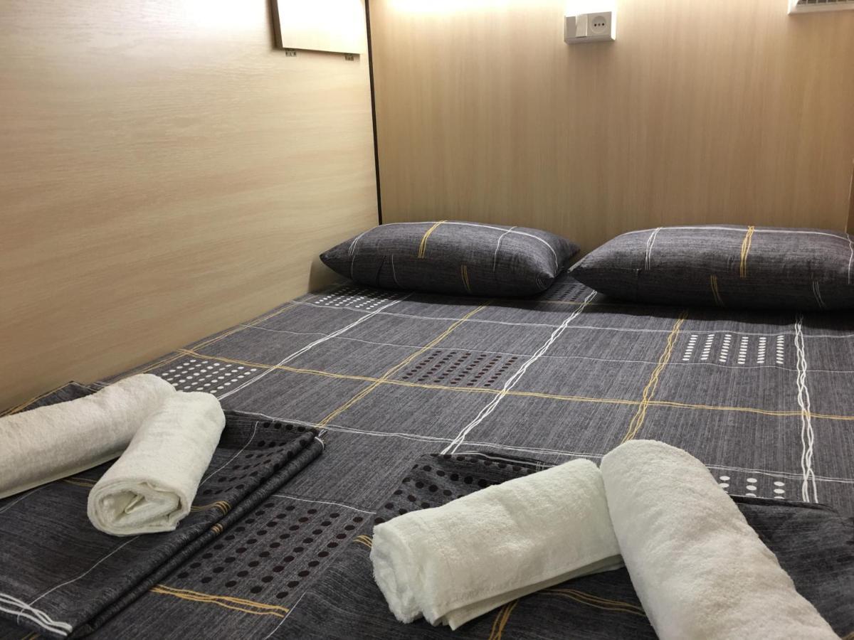 Bonvenon Capsule Hostel Ереван Экстерьер фото