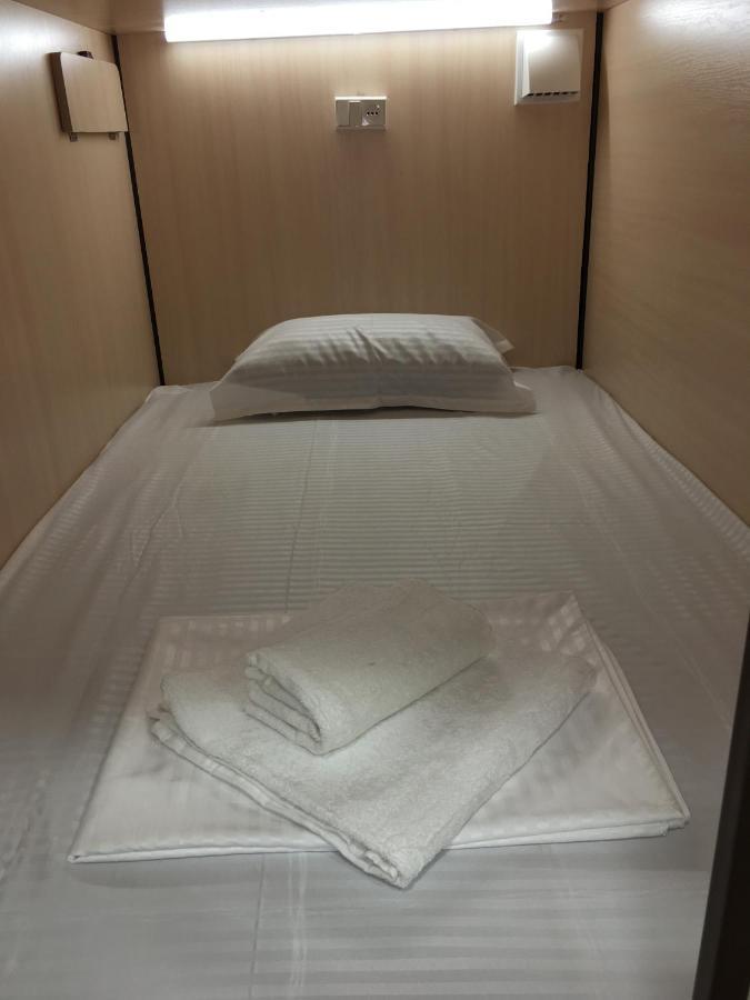 Bonvenon Capsule Hostel Ереван Экстерьер фото
