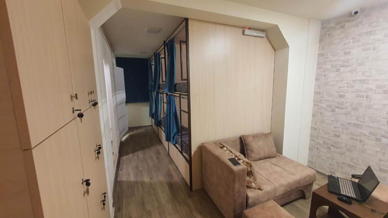 Bonvenon Capsule Hostel Ереван Экстерьер фото