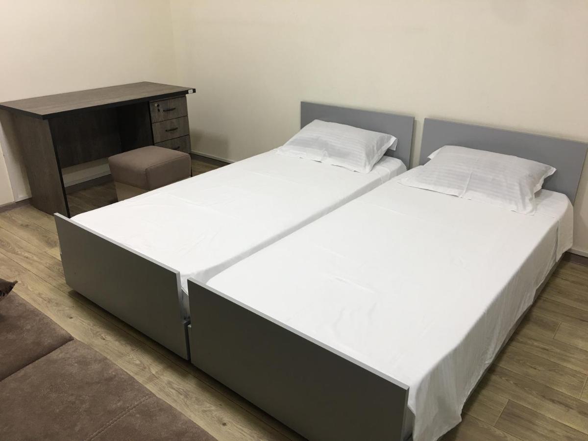 Bonvenon Capsule Hostel Ереван Экстерьер фото