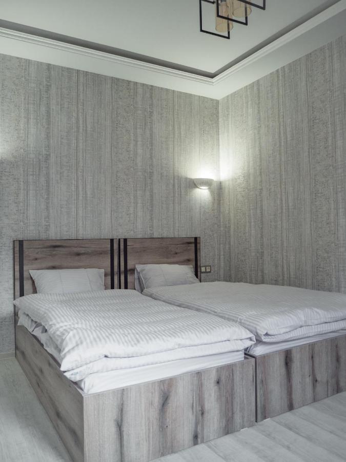 Bonvenon Capsule Hostel Ереван Экстерьер фото