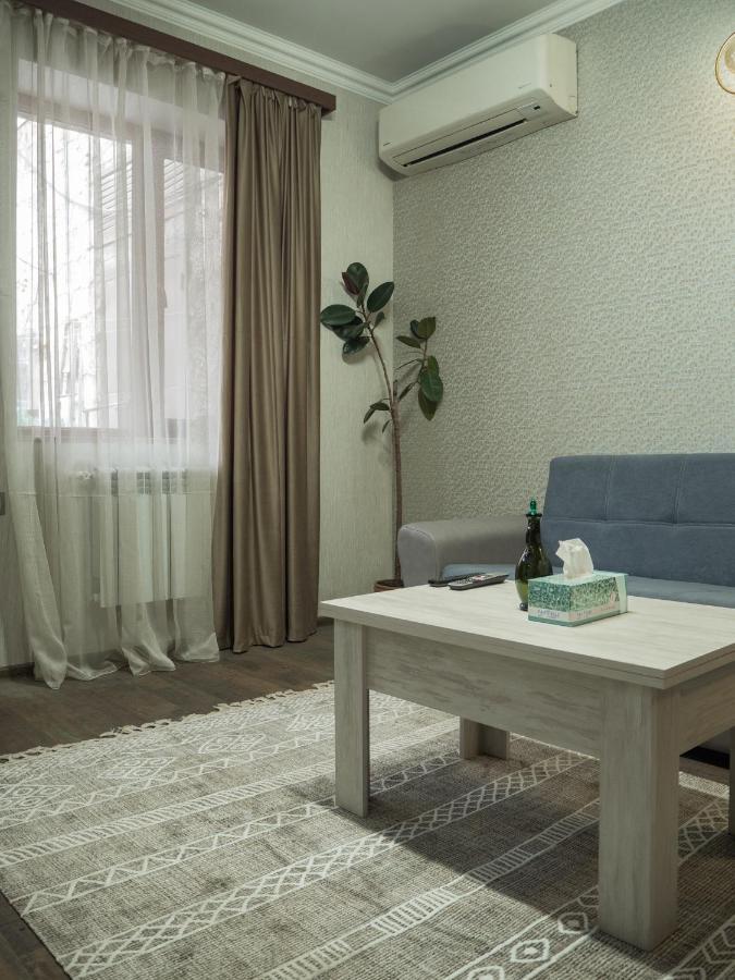 Bonvenon Capsule Hostel Ереван Экстерьер фото