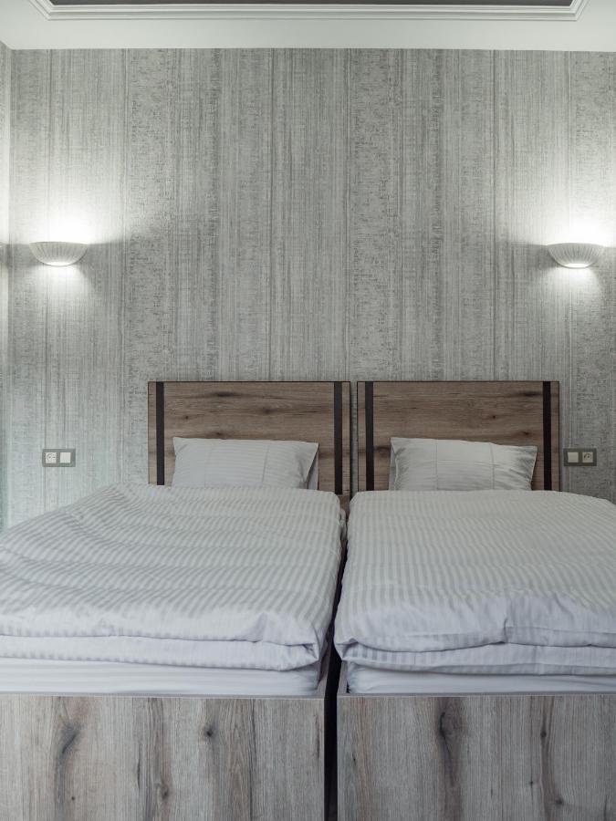 Bonvenon Capsule Hostel Ереван Экстерьер фото