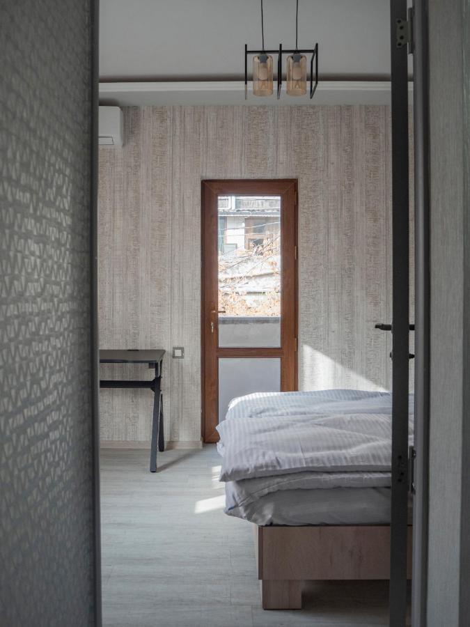 Bonvenon Capsule Hostel Ереван Экстерьер фото
