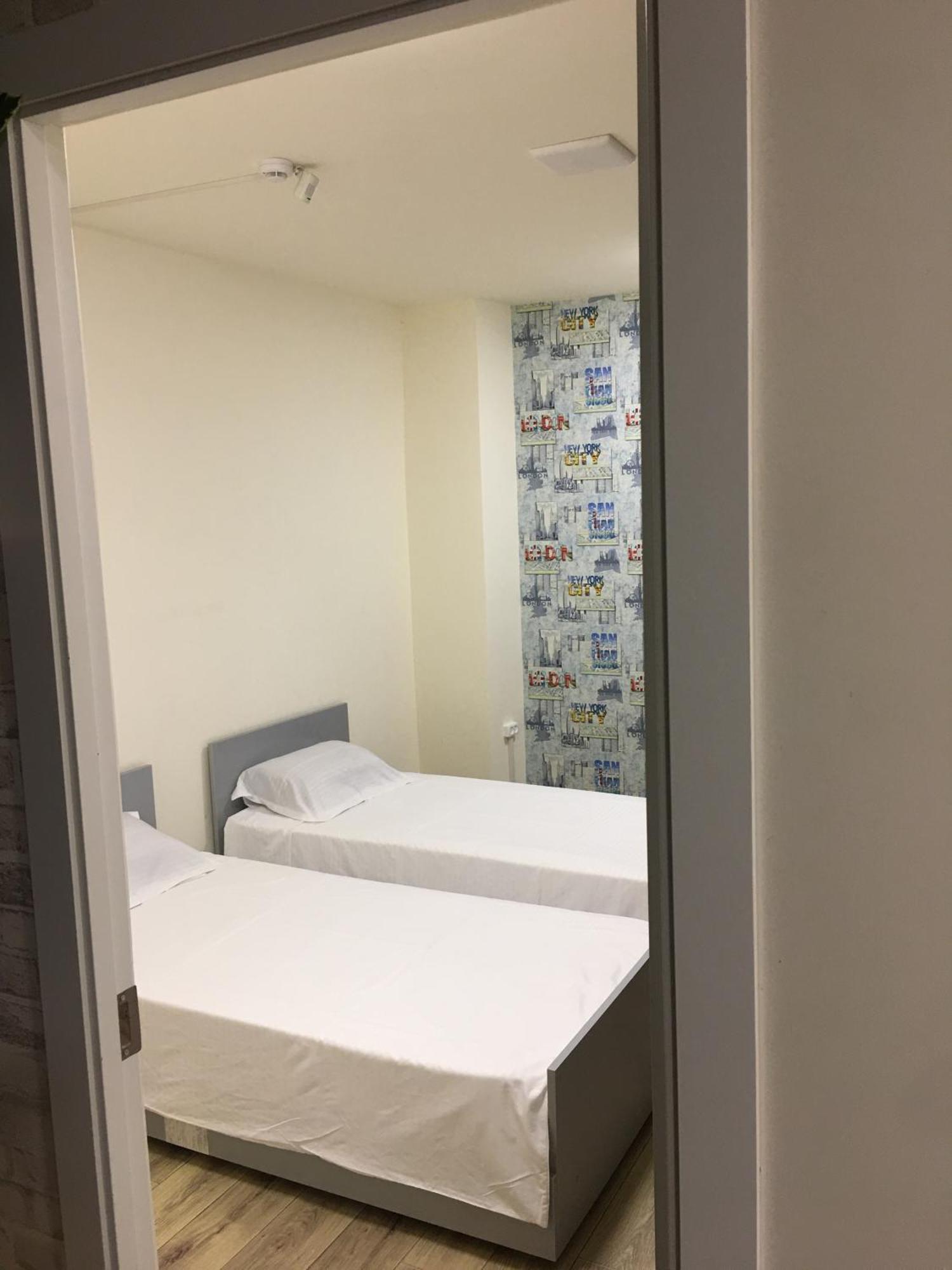 Bonvenon Capsule Hostel Ереван Экстерьер фото